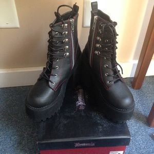 Demonia Deathstalker Boots